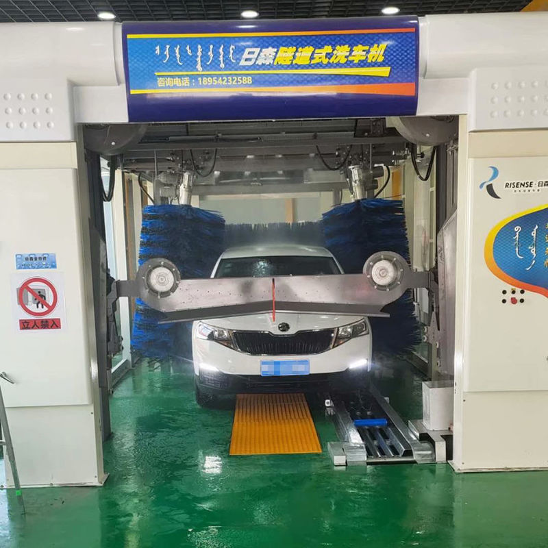 Máquina automática de lavado de coches Express Tunnel para gasolineras Logotipo personalizado en Eslovenia