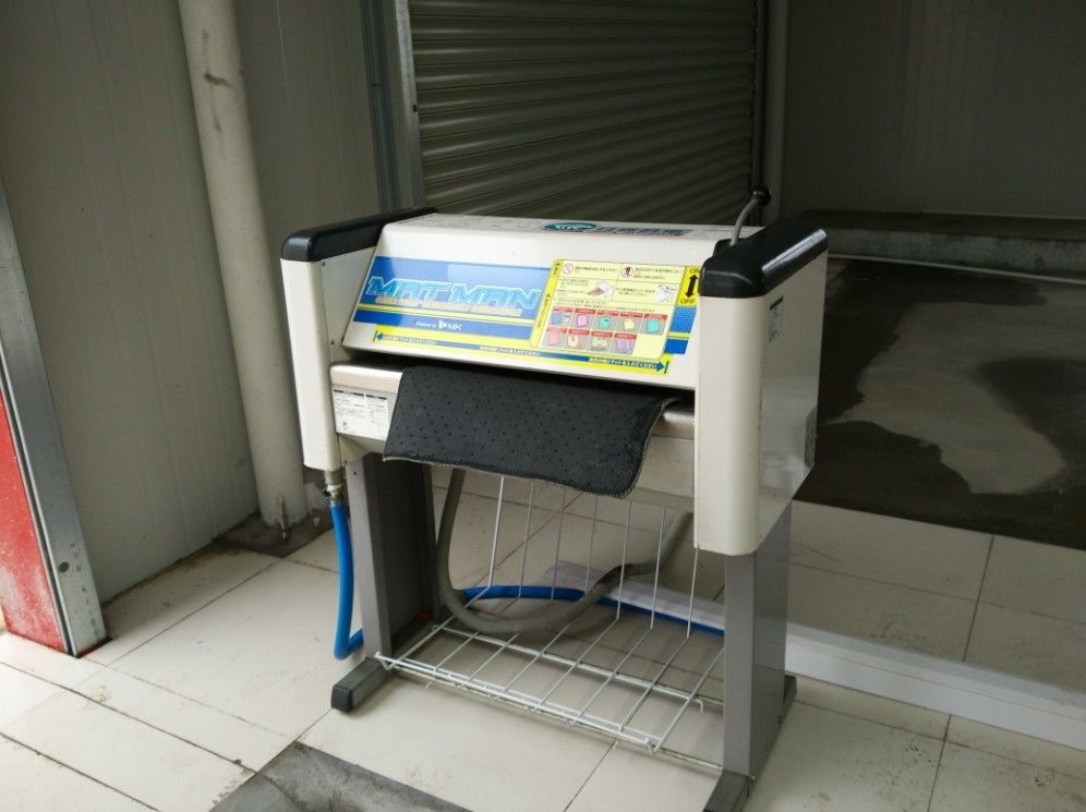 933*648*1120mm Máquina de lavado de alfombras para automóviles de metal para limpieza industrial pesada