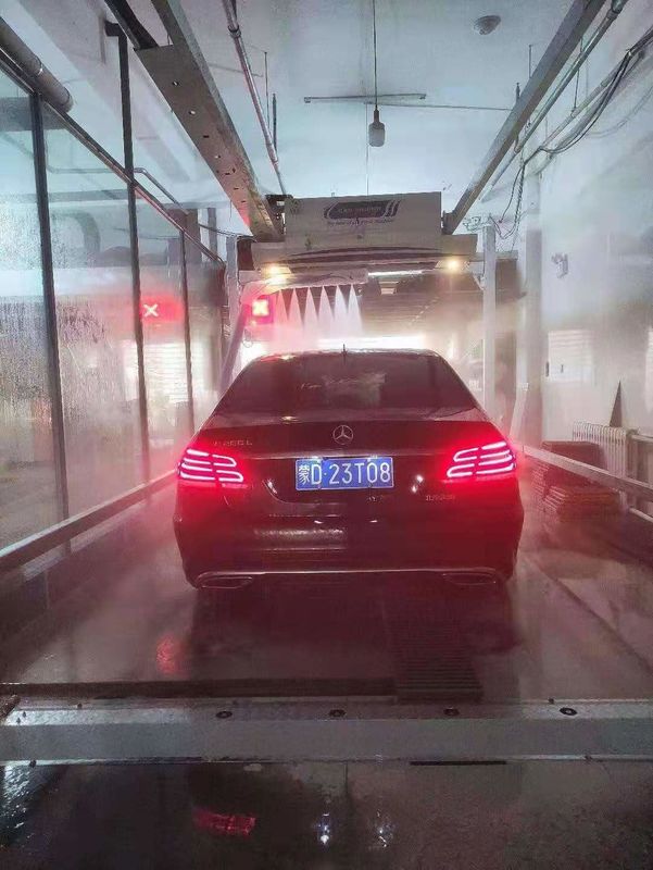 Diseño del bastidor de acero Presión 360 Máquina de lavado de autos sin contacto de brazo único Risense hp-230